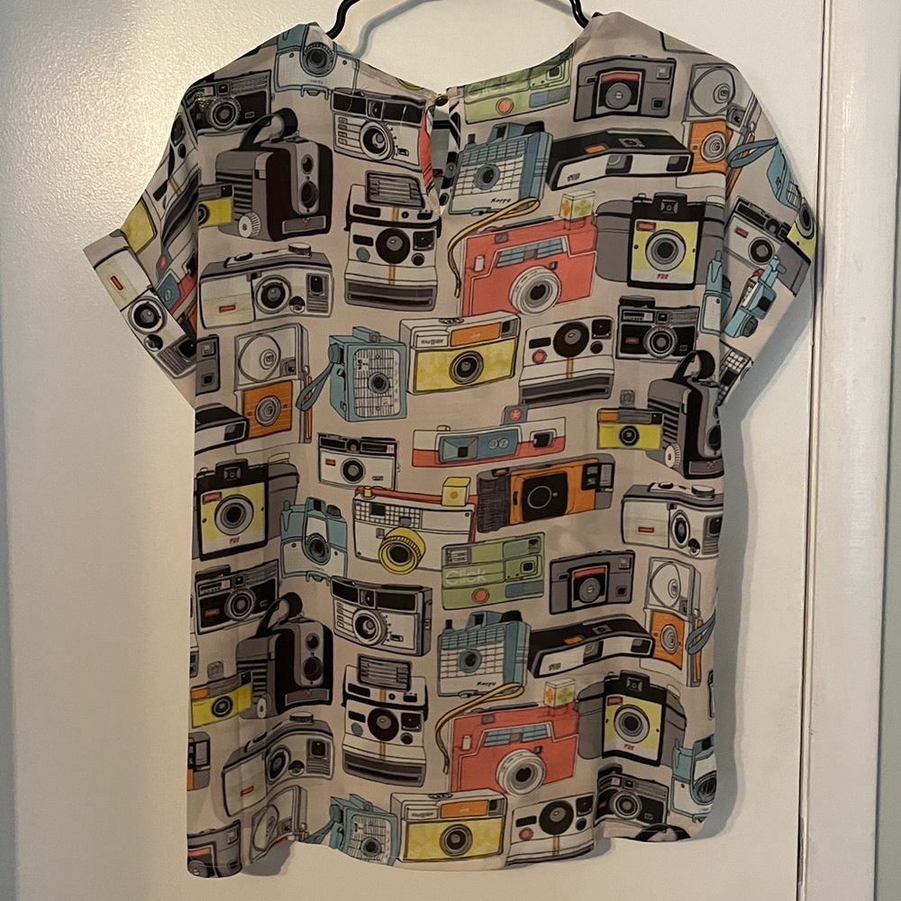 Retro Camera Print Blouse - Picture 2 of 4